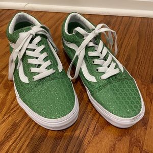 Vans | Old Skool Sneaker - Green, Size 7
